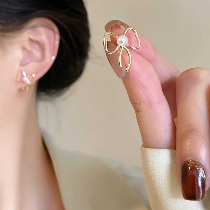 Pearl Faux Earring Stud Ribbon