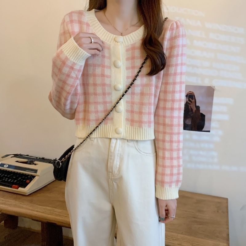 Checkered Round Neck Button Knitwear