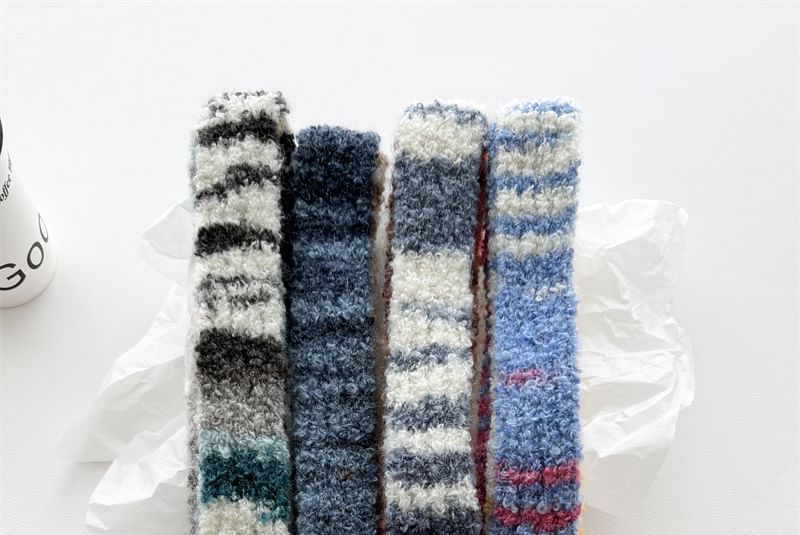 Gradient Knit Skinny Scarf