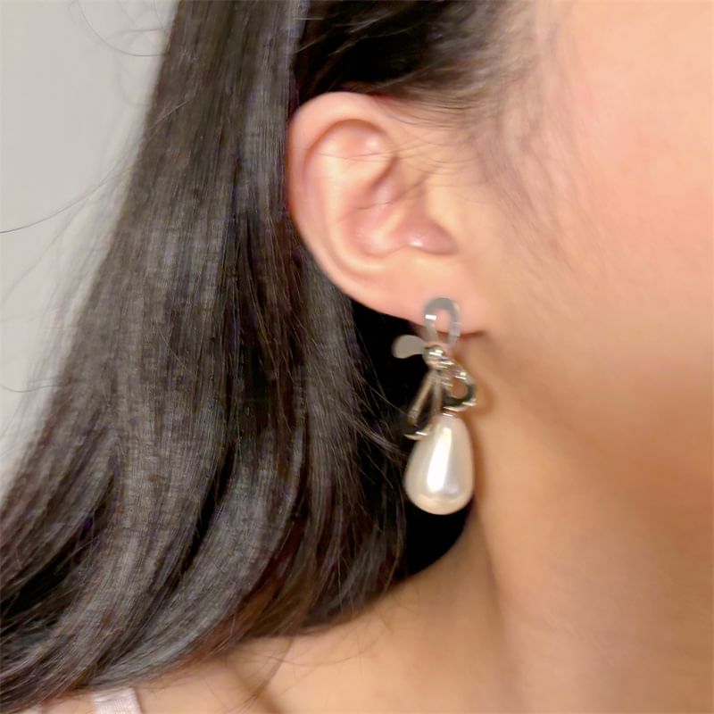 Earring Faux Bow Pearl Drop