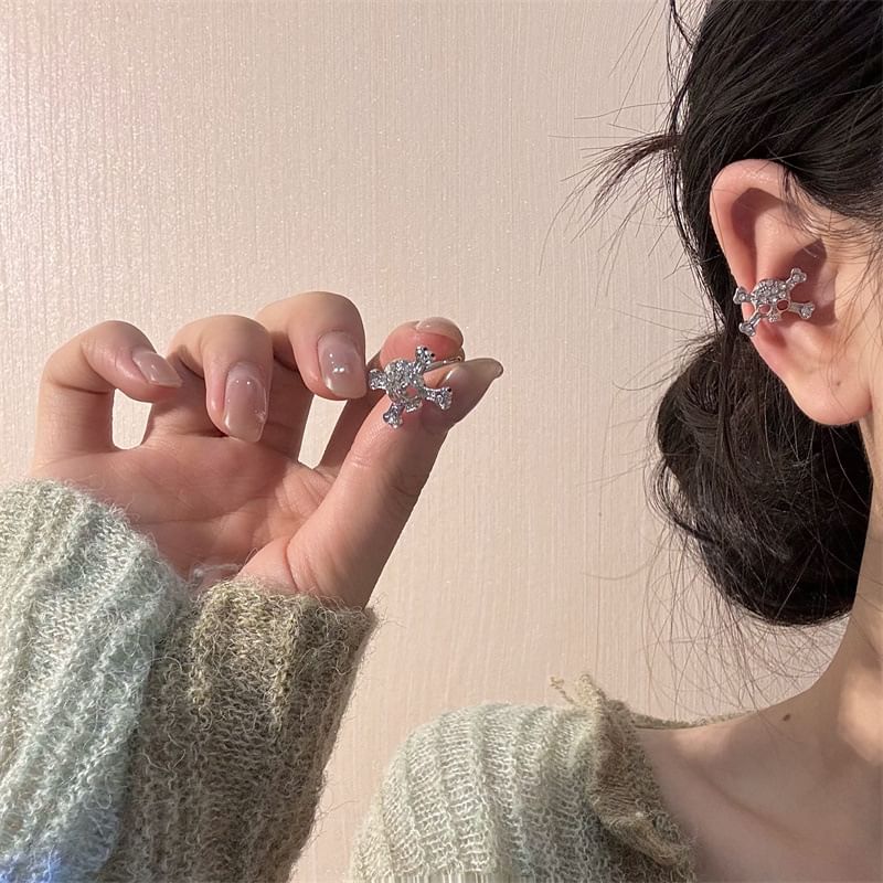 Skull Ear Cuff