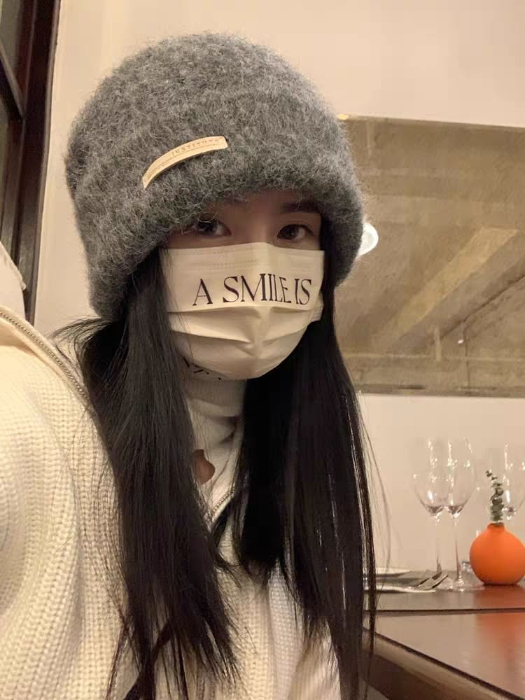 Plain Knit Applique / Ribbed Beanie