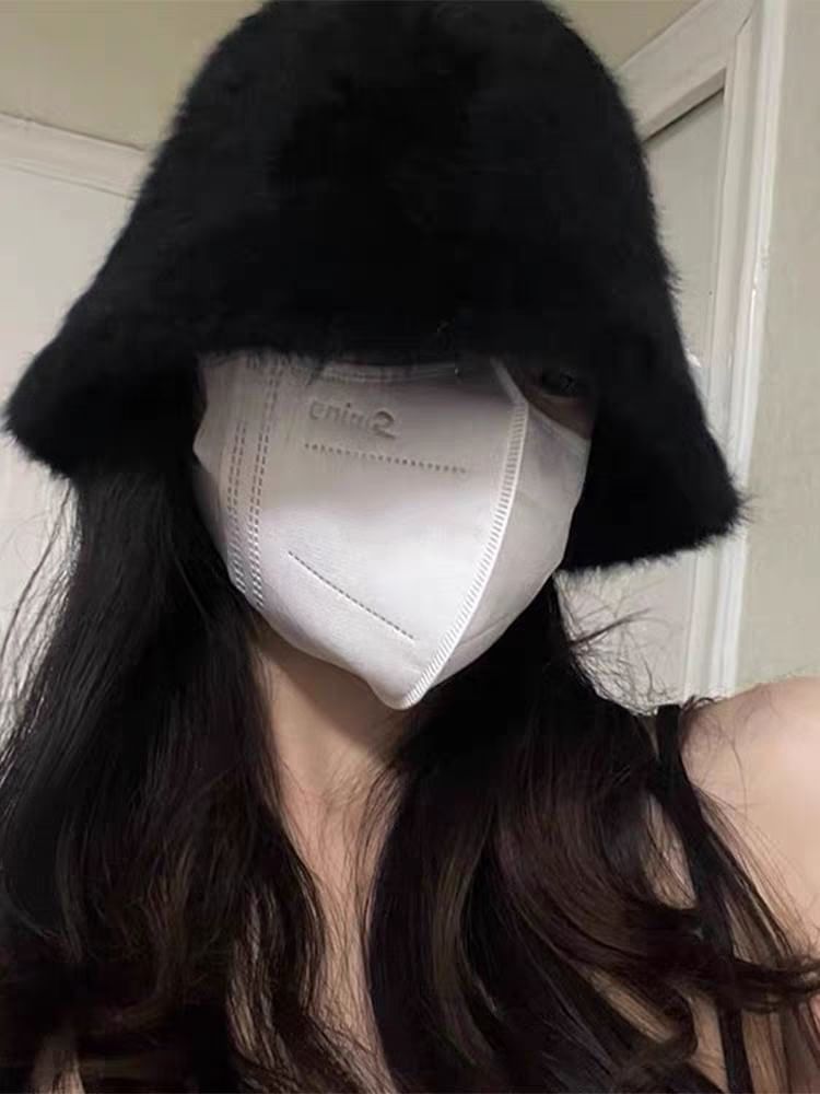 Plain Fluffy Bucket Hat