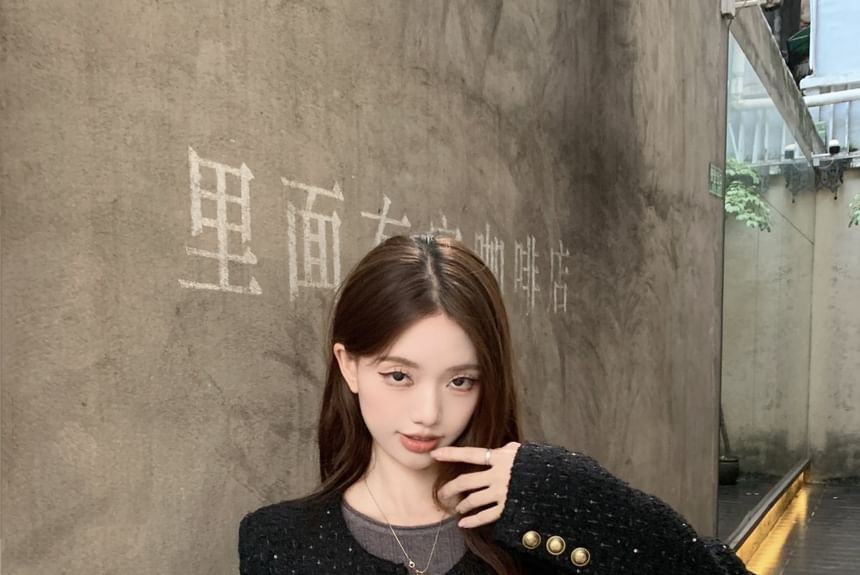 Crewneck Tweed Button-Up Jacket / Long-Sleeve Plain Top