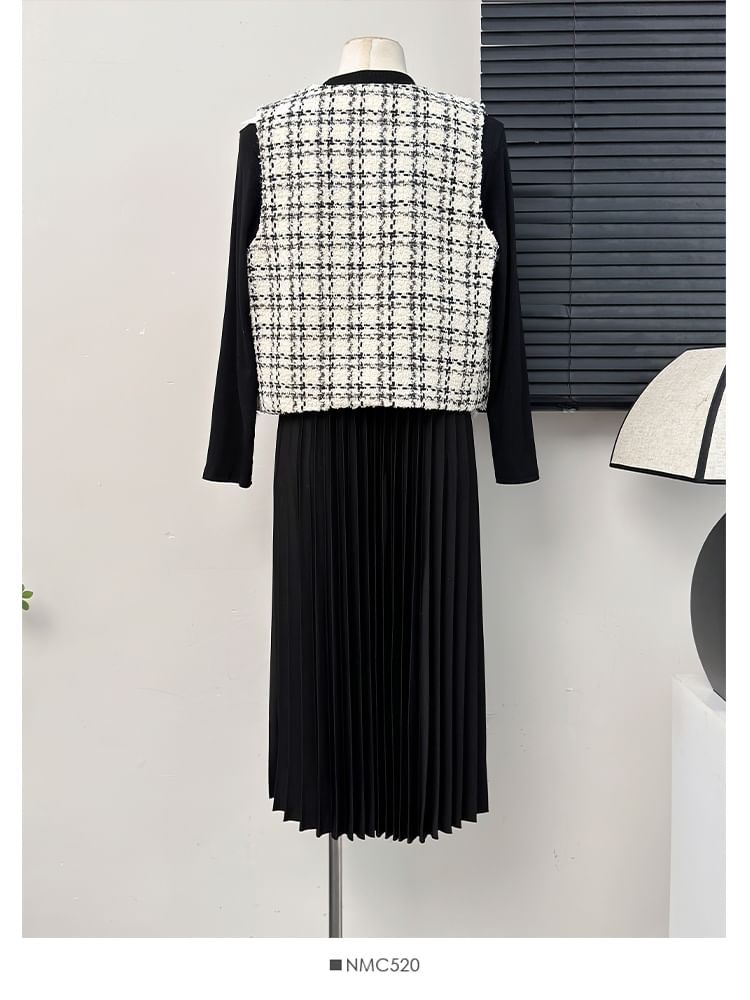 Double-Breasted Tweed Vest / Pleated A-Line Dress