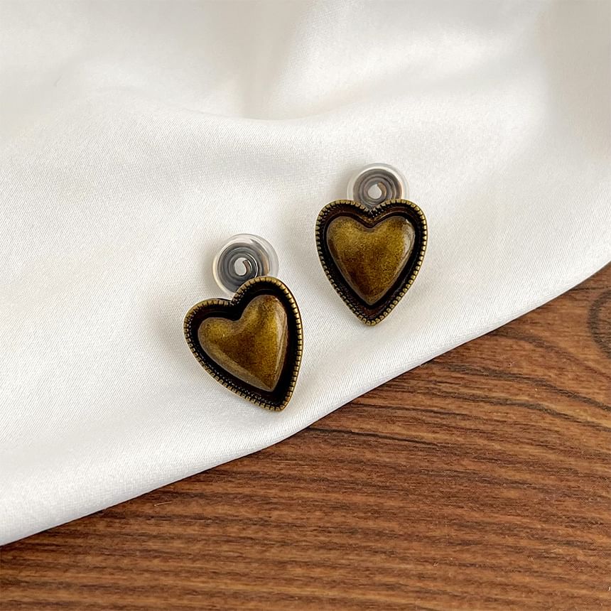 Heart Stud Earring / Clip-On Earring