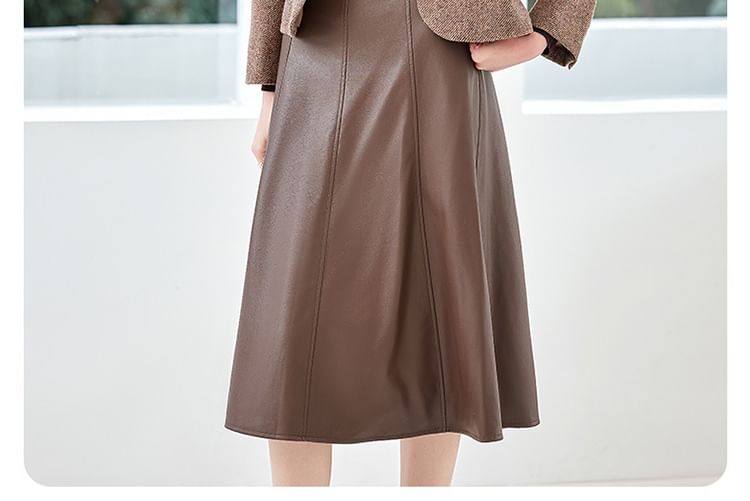 Crew Neck Button-Up Tweed Jacket