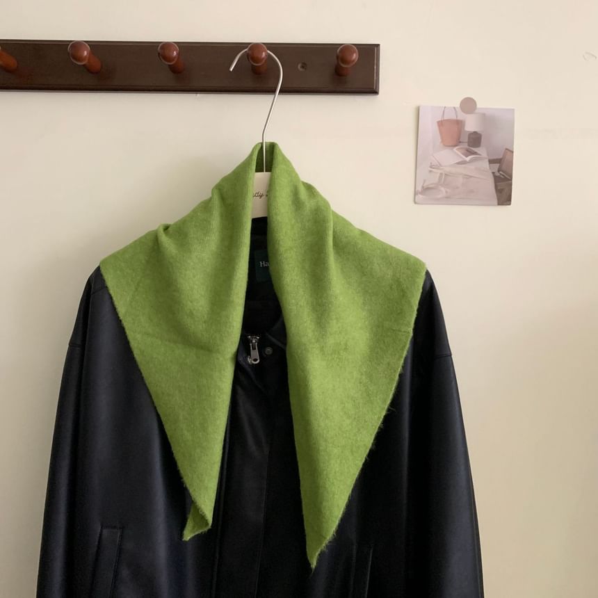 Triangle Wool Scarf Plain