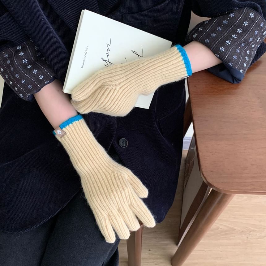 Knit Two-Tone Gloves Touchscreen