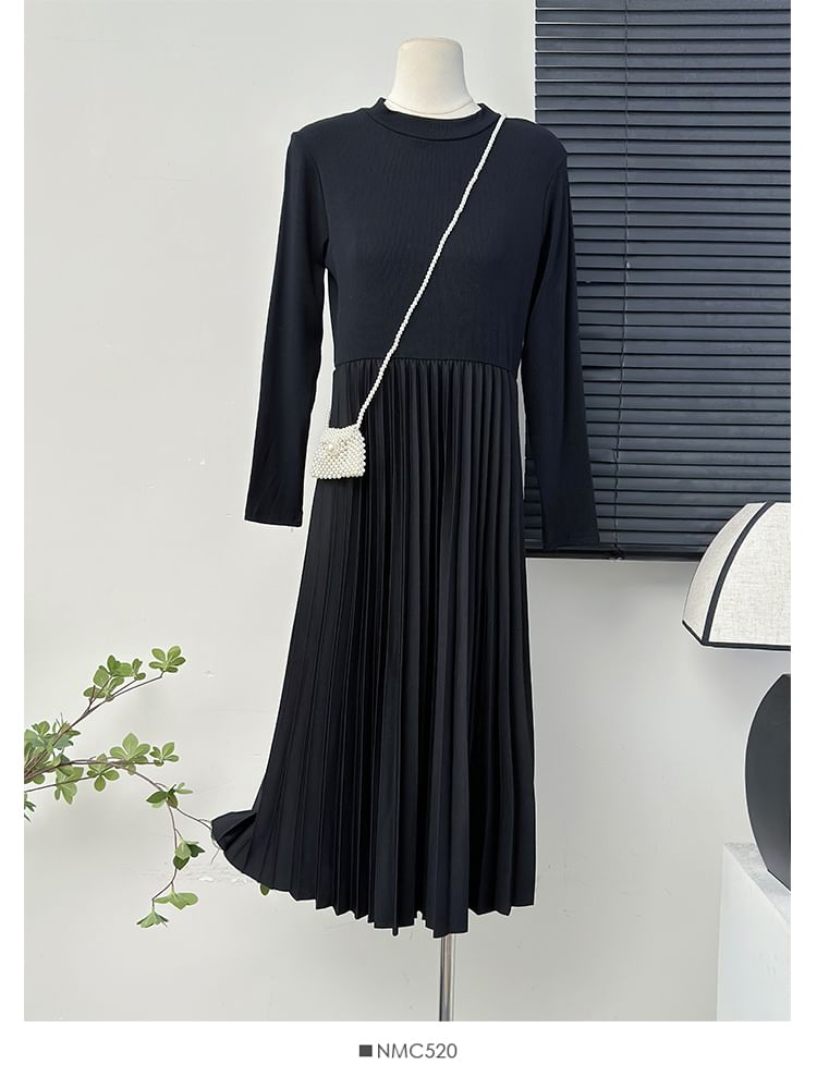 Tie-Front Tweed Vest / Two-Tone Pleated A-Line Dress