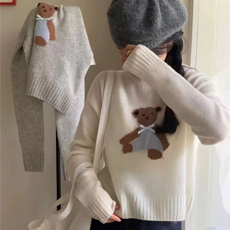 Bear Embroidery Sweater Crewneck