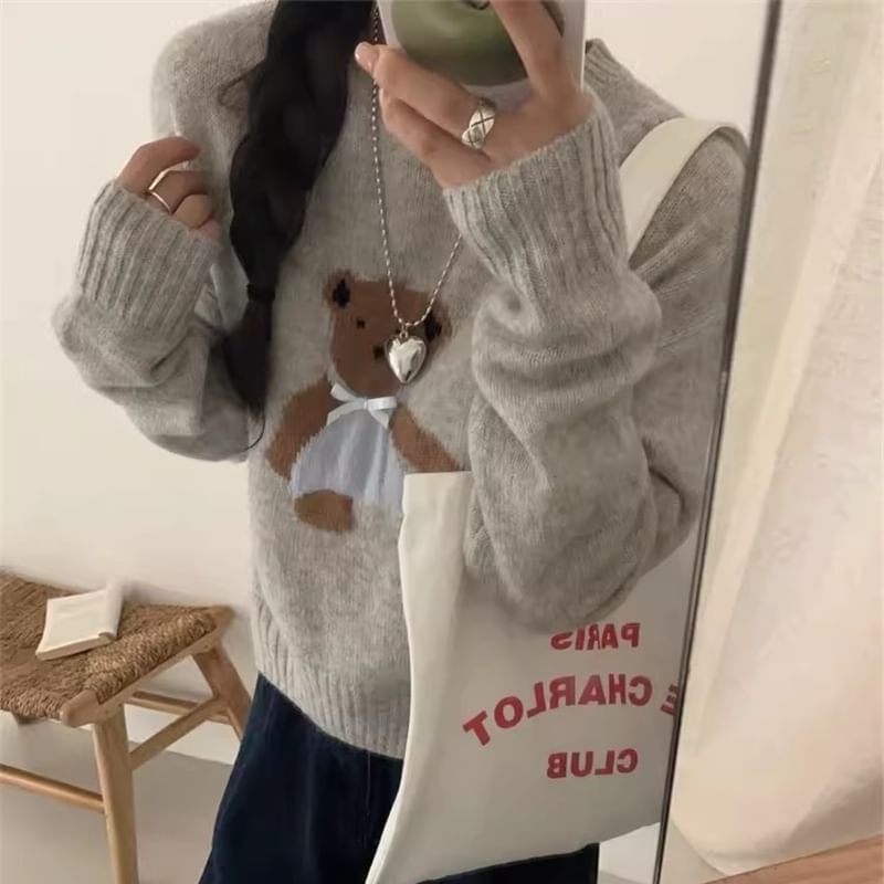 Bear Embroidery Sweater Crewneck