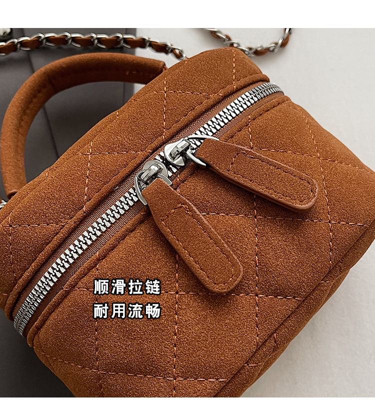 Quilted Chain Strap Bag Bucket