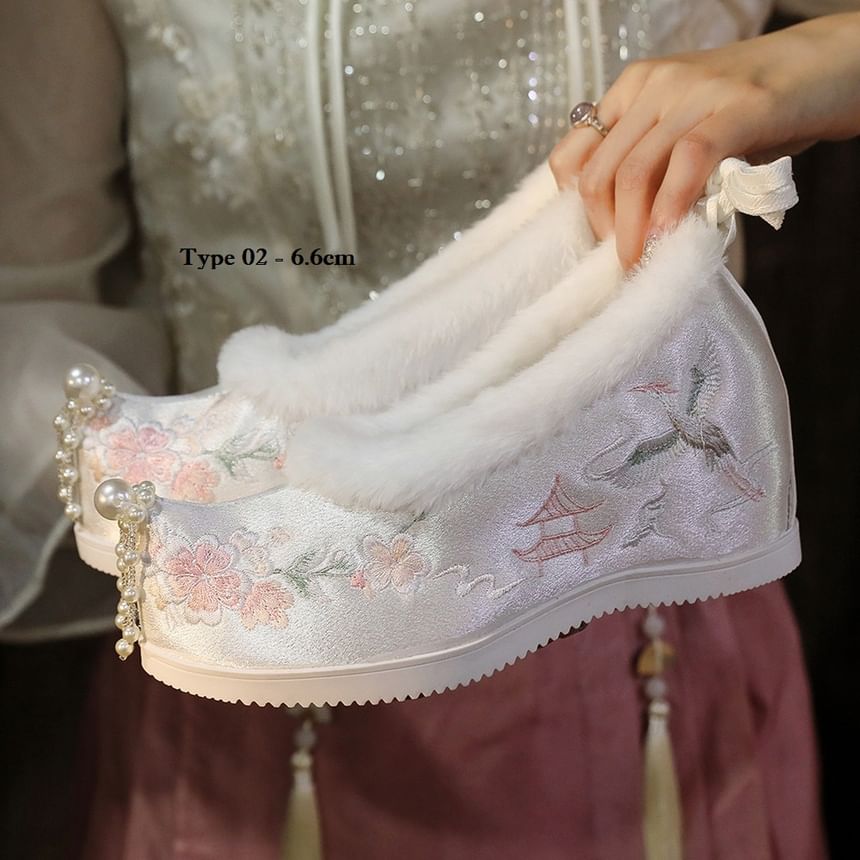 (Various Wedge Fleece-Lined Heel Hidden Pumps Beaded Embroidered Designs)