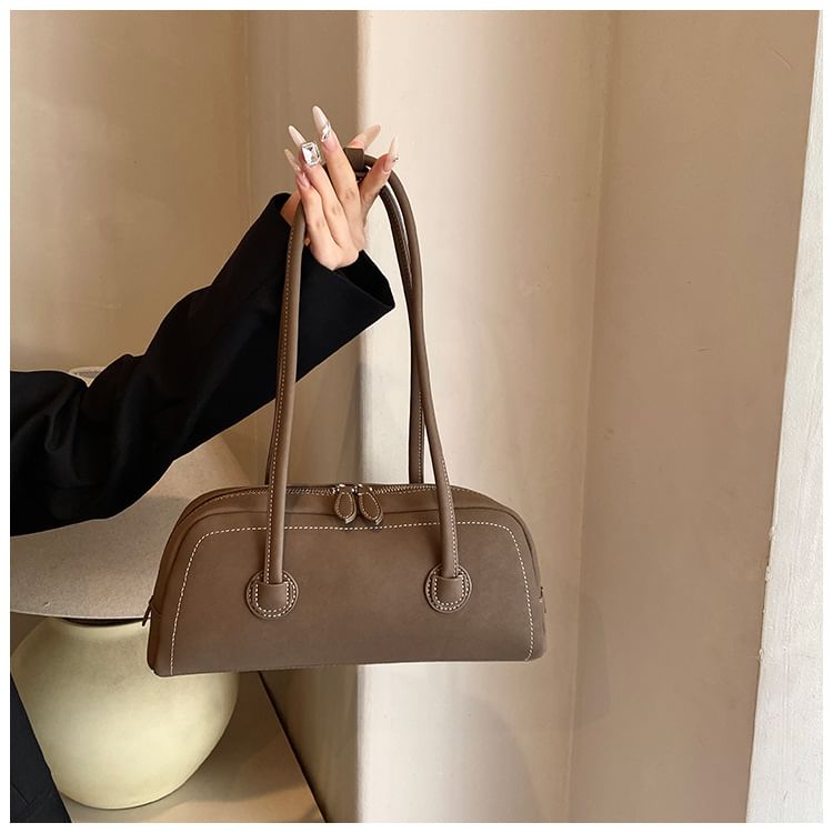 Shoulder Contrast Bag Stitching