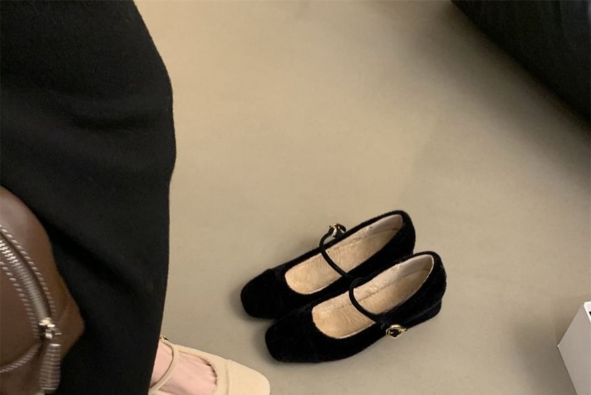 Plain Jane Mary Pumps Heel Low