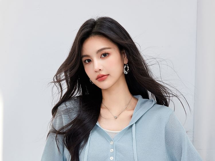 Two Hoodie Mock Two-Piece V-Neck Knit Tone