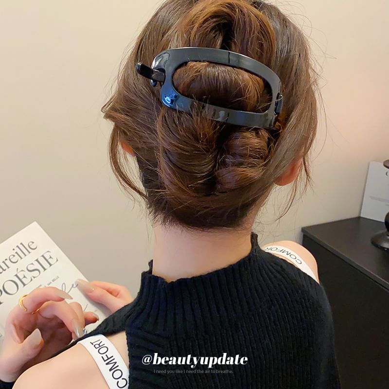 Cutout Hair Clip