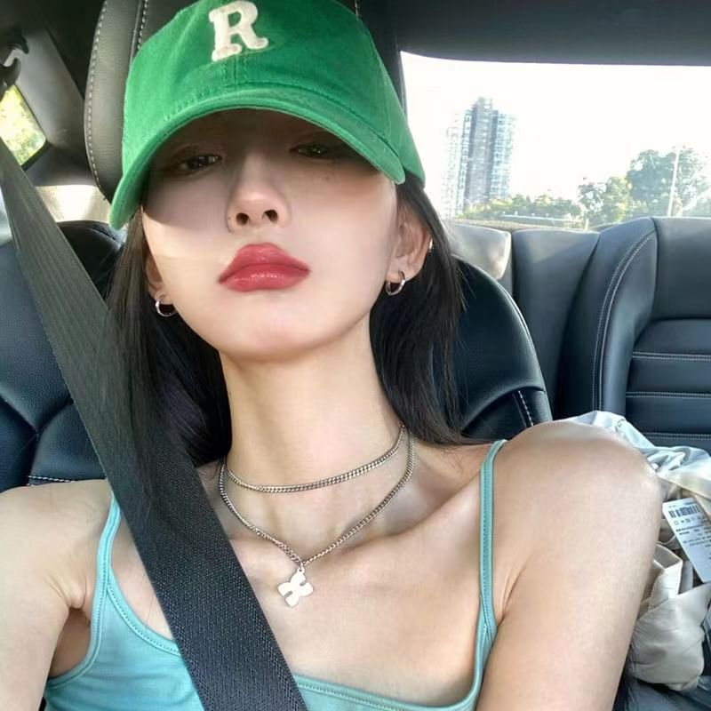 Embroidered Plain Baseball / Lettering Cap