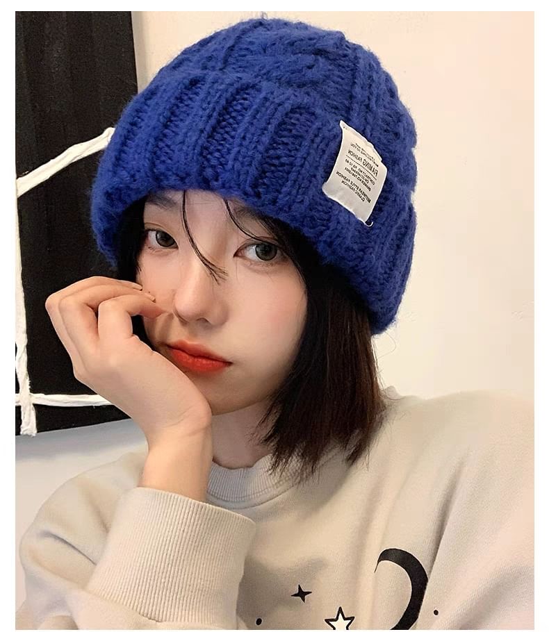 / Plain Fluffy Beanie Knit Cable