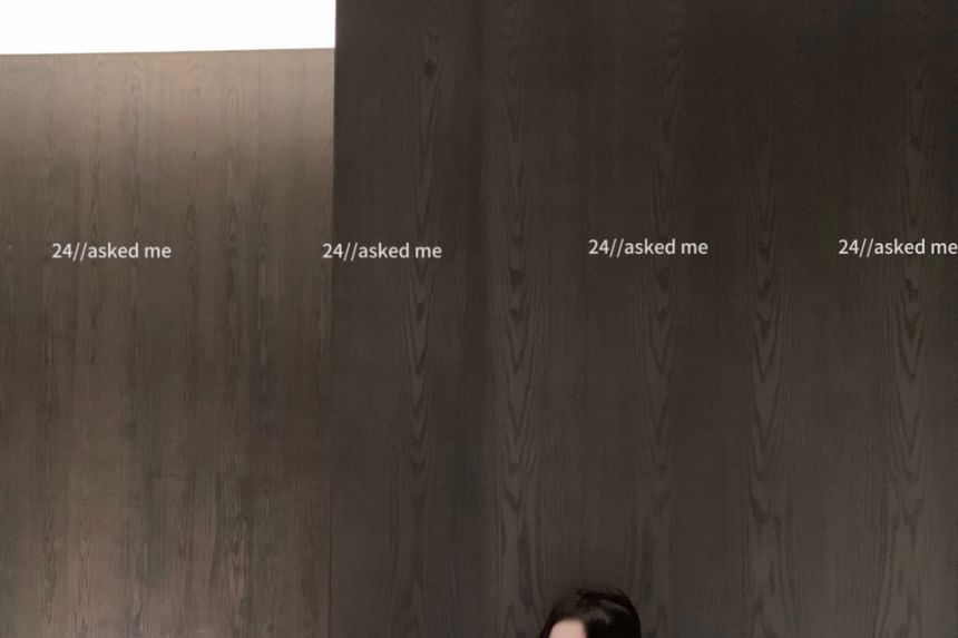 Button-Up Tweed Jacket / Crop Camisole Top