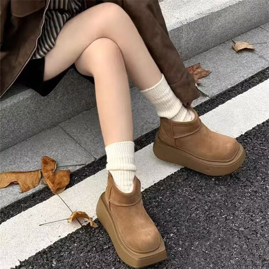 Fleece-Lined Platform Short Snow Boots