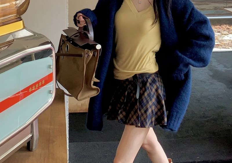 Plain Sleeve V-Neck / Skirt Pleated Long Plaid Mini Tee Mid Waist Cardigan