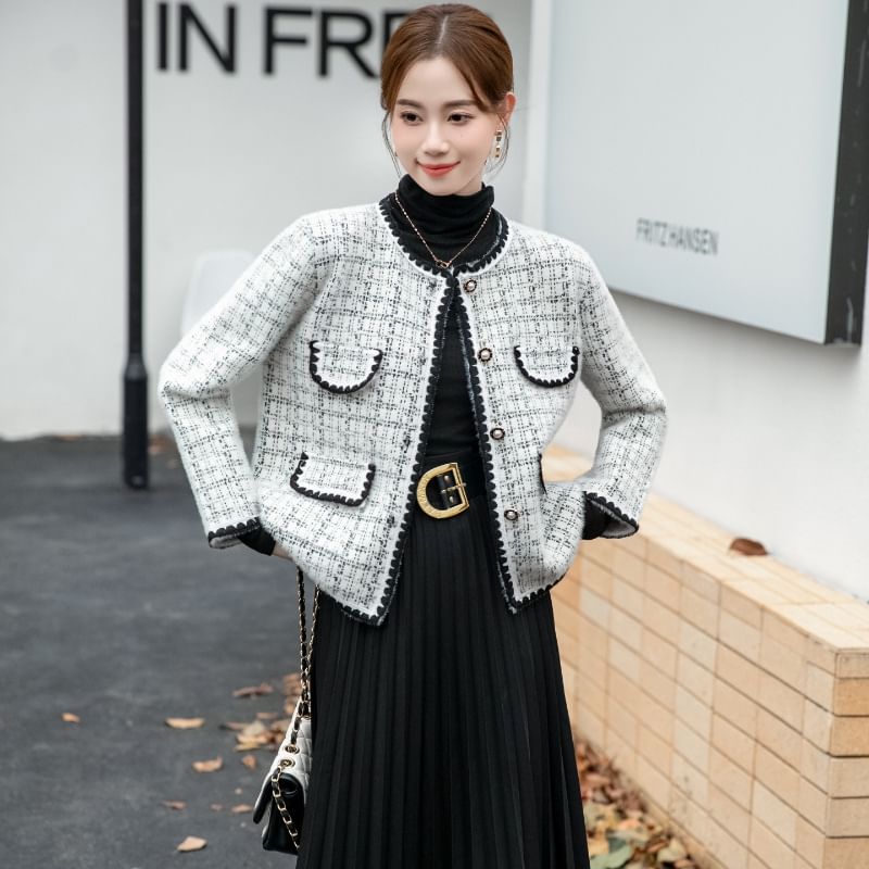 Round Neck Tweed Cropped Button Jacket