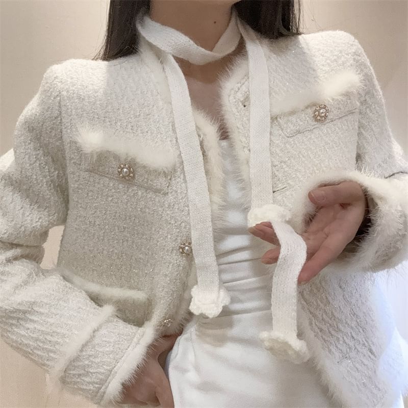 Detail Narrow Knit Flower Scarf