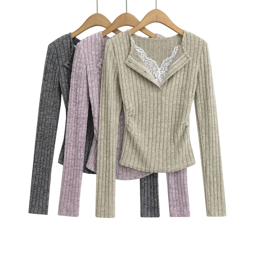 Split Neck Mock Two-Piece Ruched Lace Crop Tee