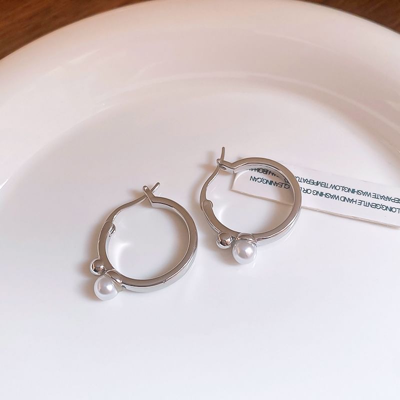 Hoop Pearl Earring Faux
