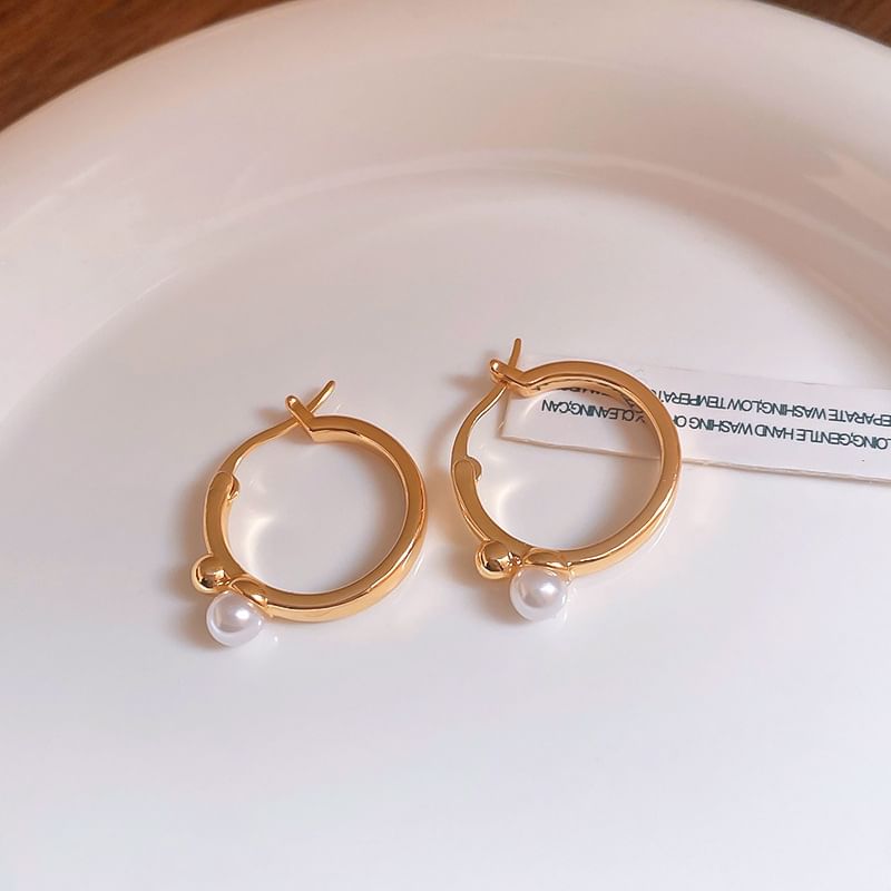 Hoop Pearl Earring Faux