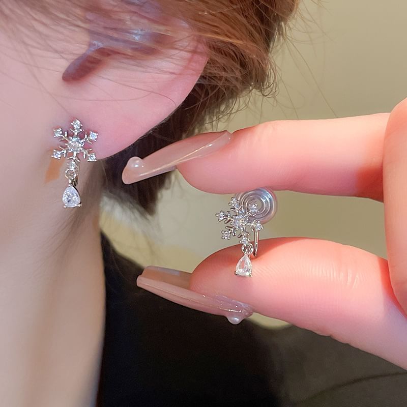 Drop CZ Earring Snowflake