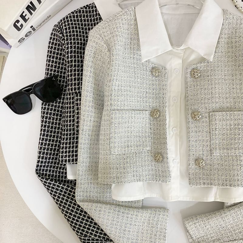Set: Plaid Tweed Crop Button Jacket + Sleeveless Plain Shirt