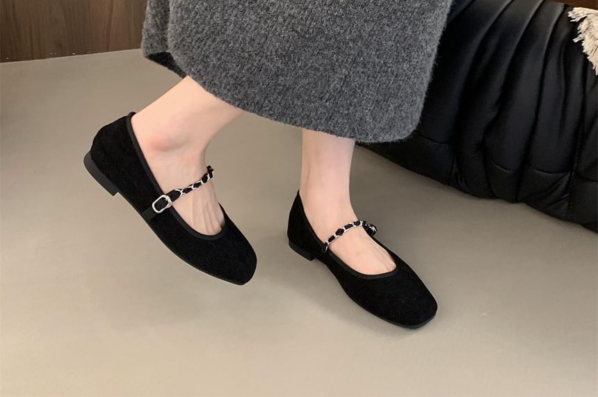 Shoes Square Mary Jane Toe Chained