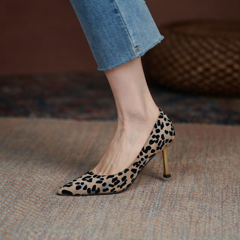 Leopard High Heel Pumps