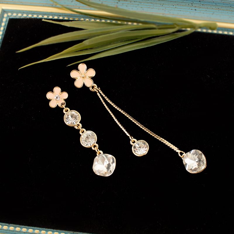 Alloy Dangle Rhinestone Earring Asymmetrical Floral