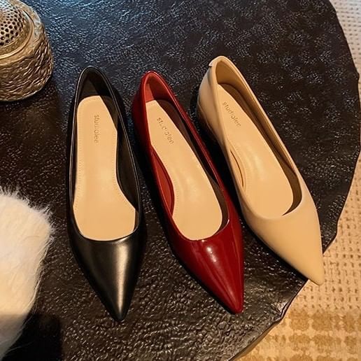 Plain Heel Pointed Chunky Pumps Faux Leather Toe
