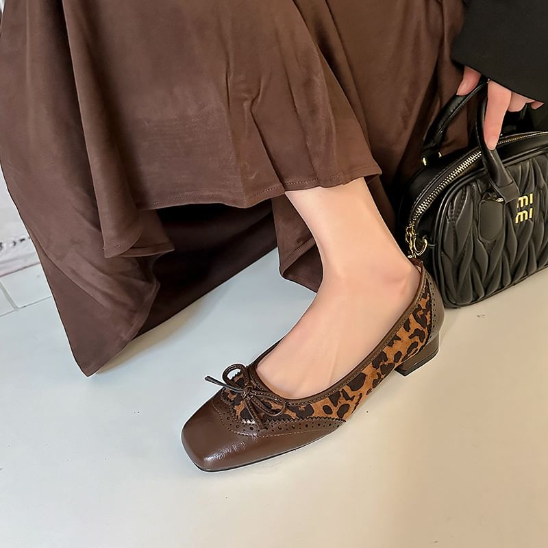 Panel Bow Accent Faux Leopard Heel Leather Brogue Print Pumps Low