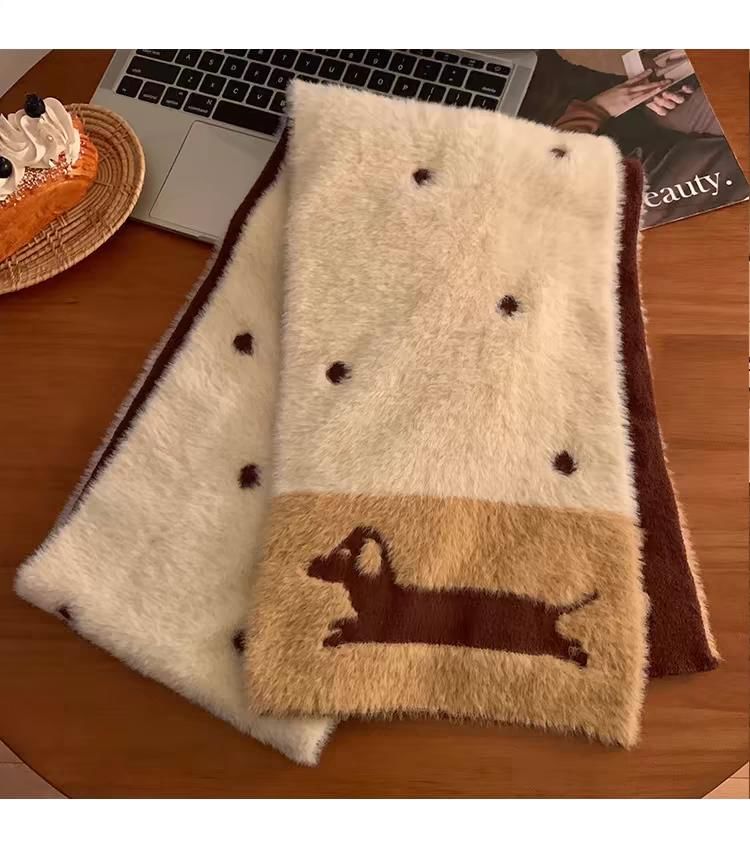 Dotted Scarf Knit Patterned Dog