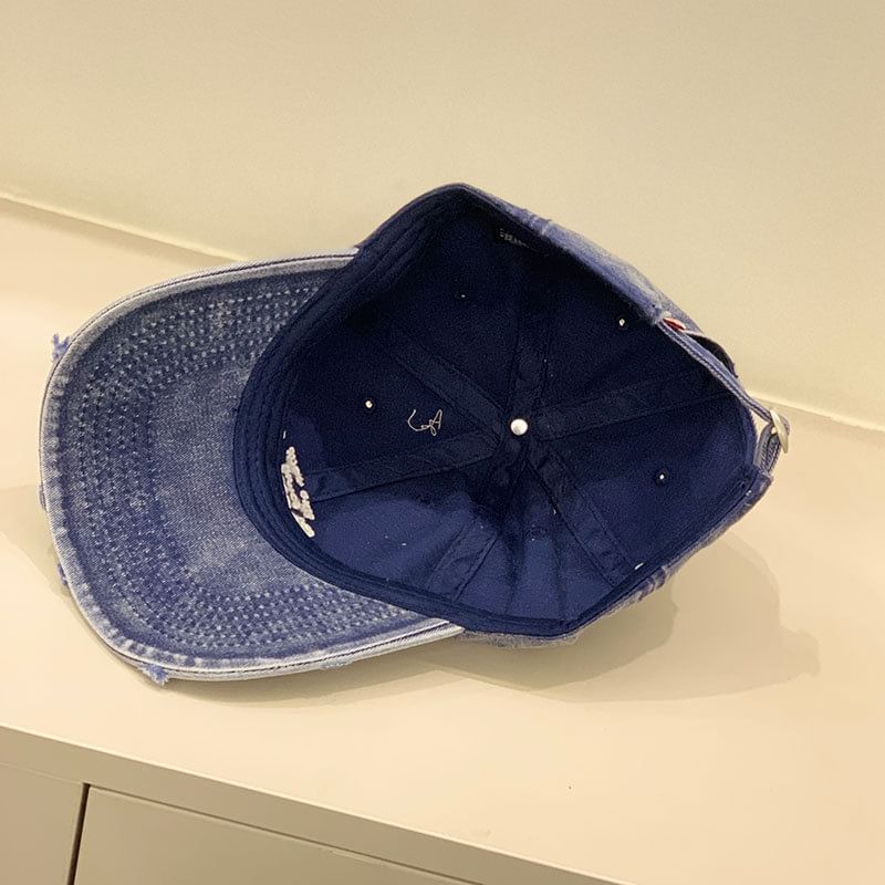 Distressed Washed Cap Embroidered Letter