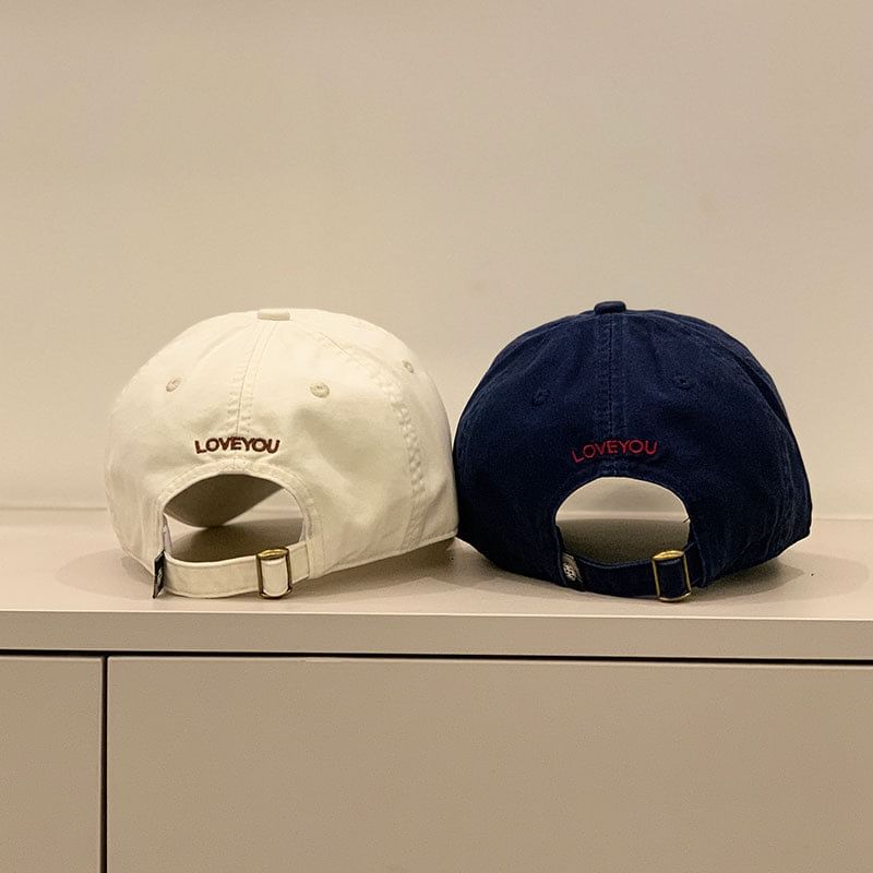 Cap Embroidered Letter