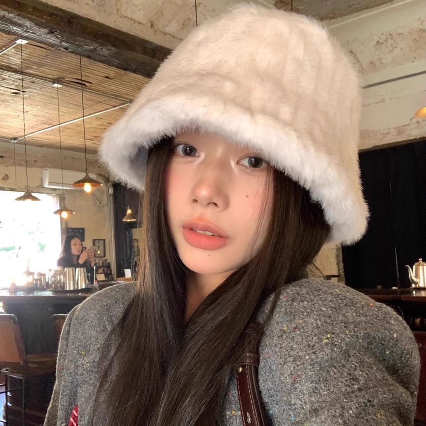Hat Plain Fluffy Bucket