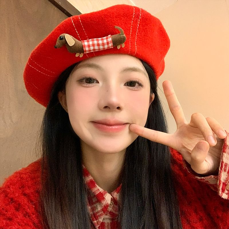 Dog Contrast Stitched Beret