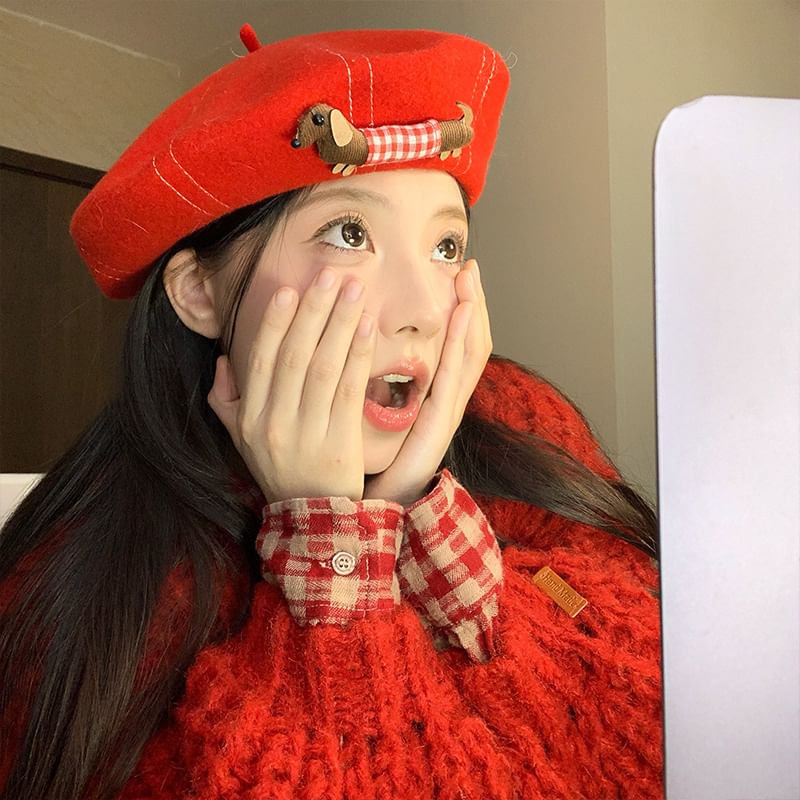 Dog Contrast Stitched Beret