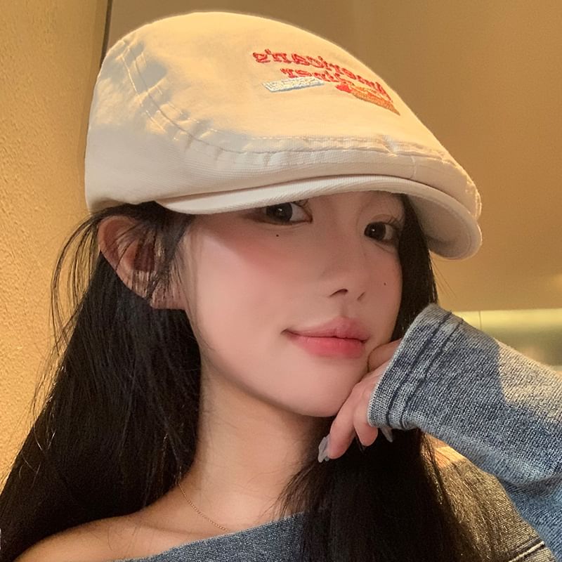 Lettering Embroidered Flat Cap