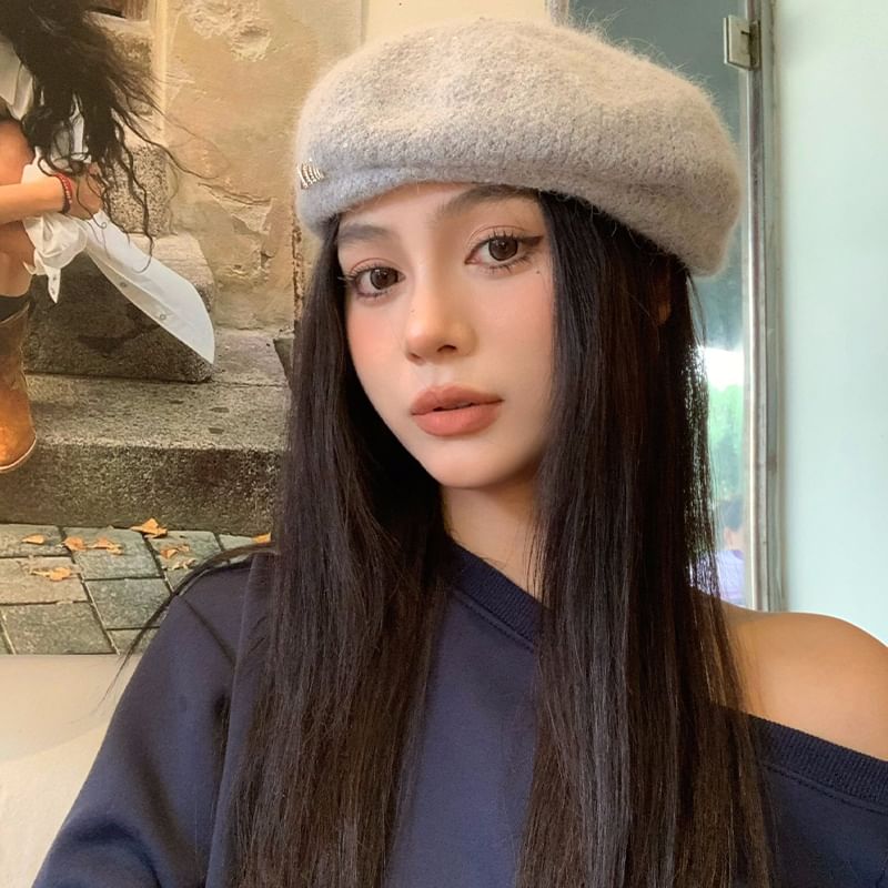 Knit Accent Beret Rhinestone