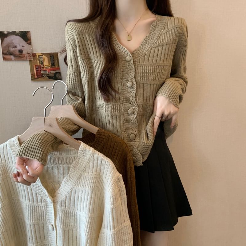 Scallop Trim V-Neck Button Front Plain Cardigan