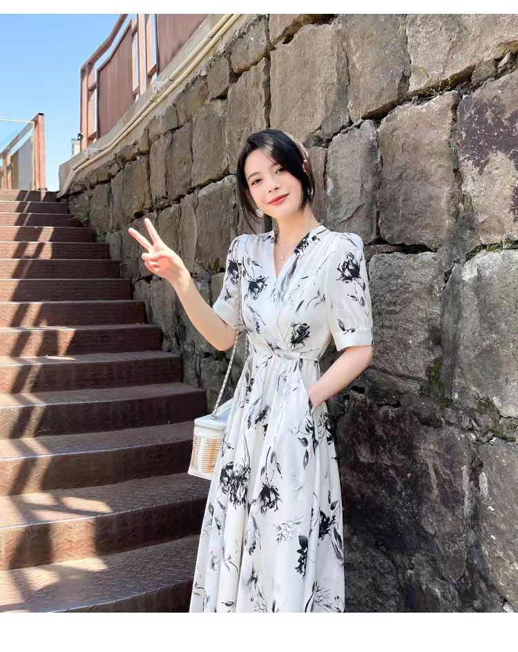 Floral A-Line Print Dress Elbow-Sleeve V-Neck Midi