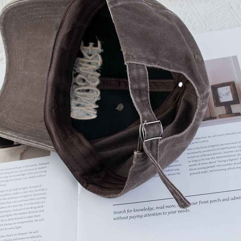 Lettering Cap Washed